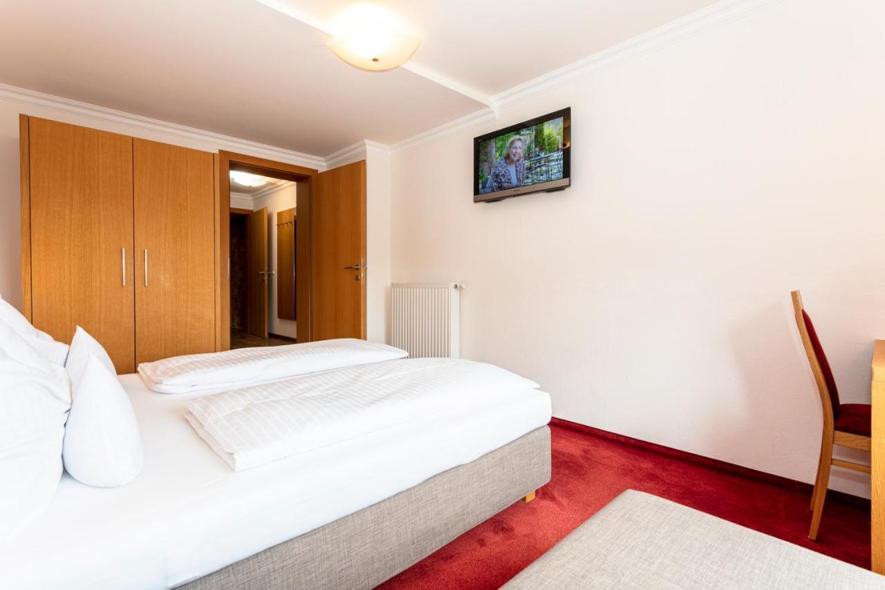 Der Pfindlhof Hotel Леоганг Екстериор снимка