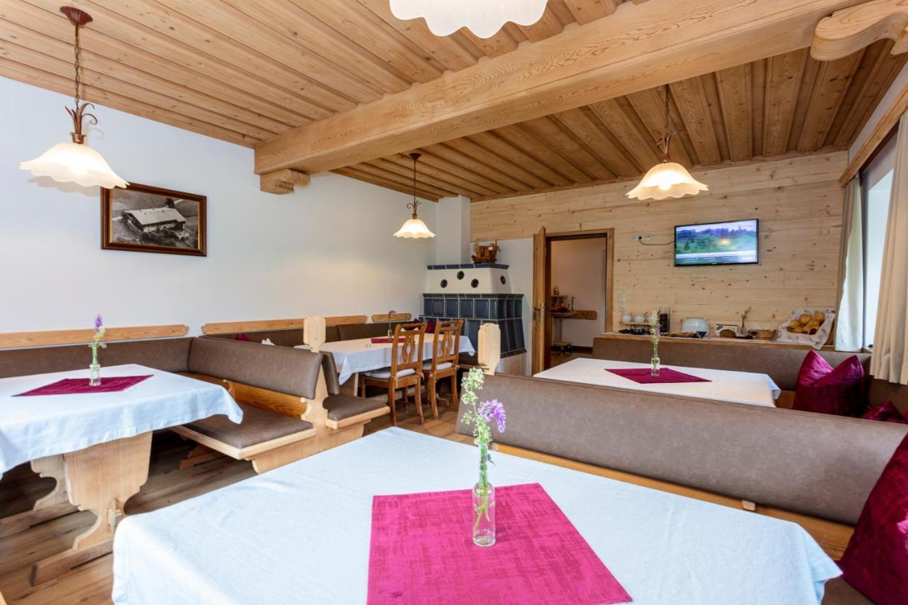 Der Pfindlhof Hotel Леоганг Екстериор снимка