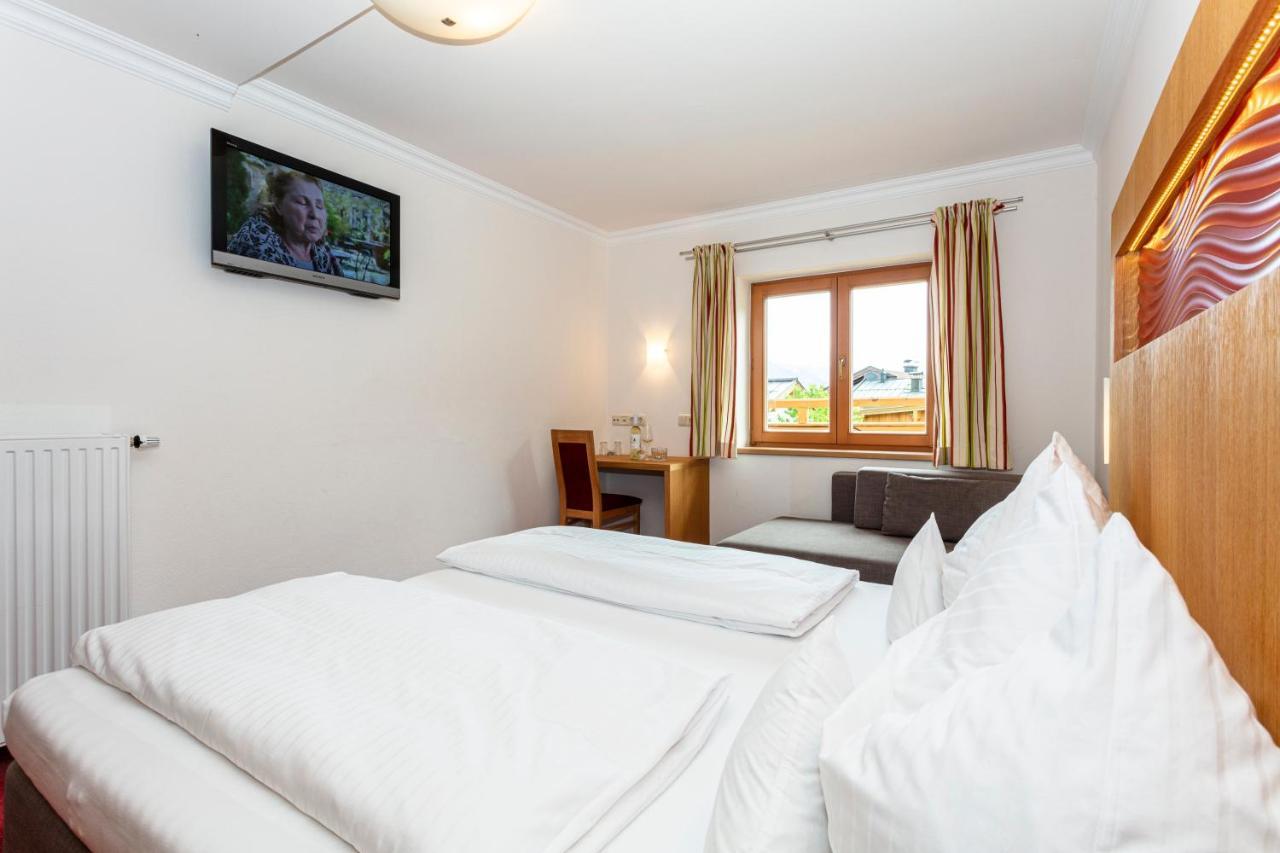Der Pfindlhof Hotel Леоганг Екстериор снимка