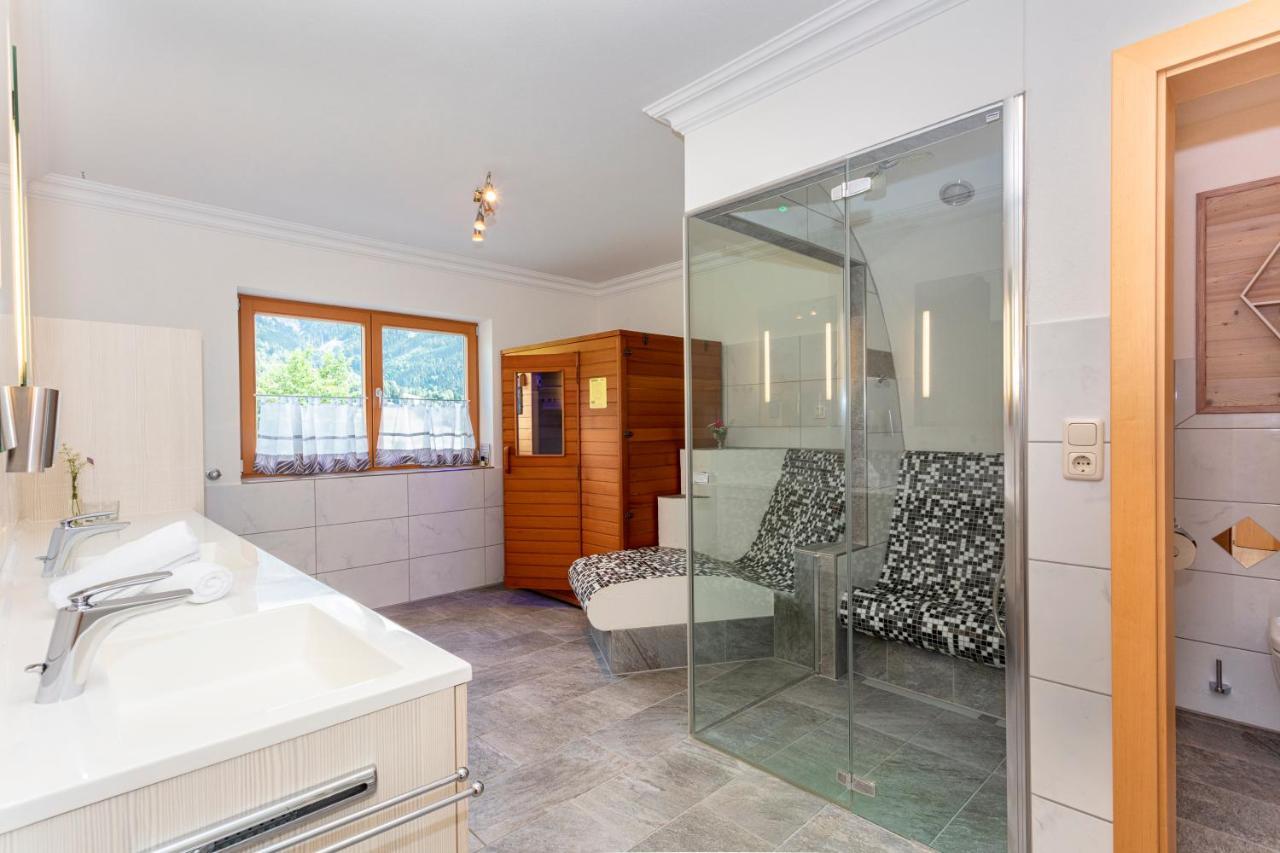 Der Pfindlhof Hotel Леоганг Екстериор снимка