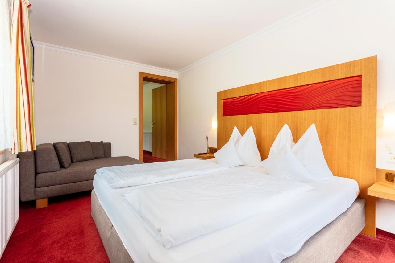 Der Pfindlhof Hotel Леоганг Екстериор снимка