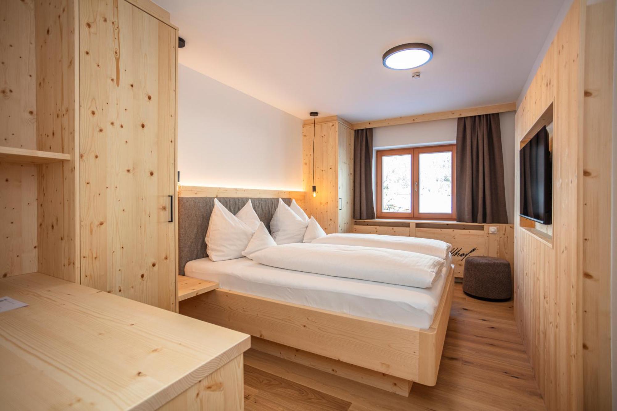 Der Pfindlhof Hotel Леоганг Екстериор снимка