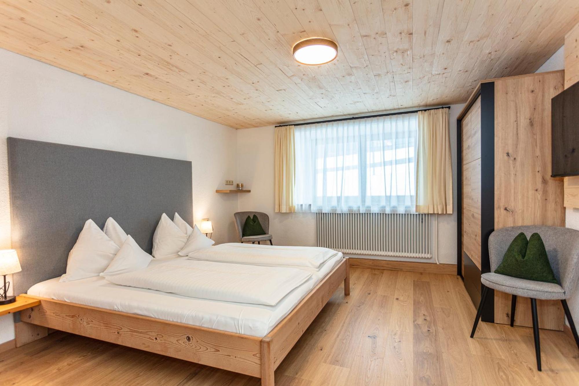 Der Pfindlhof Hotel Леоганг Екстериор снимка